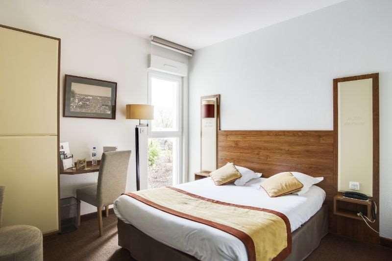 Brit Hotel De La Côte Des Havres Lessay Kamer foto